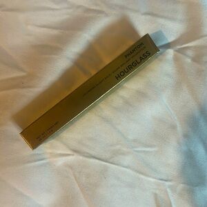Hourglass phantom glossy balm - shade trace. Nwt